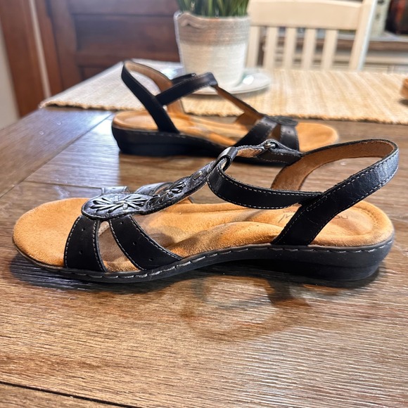 Natural Soul Barroll Black Leather Flower Detail Ankle Strap Sandals US 9.5M‎ - Picture 6 of 10